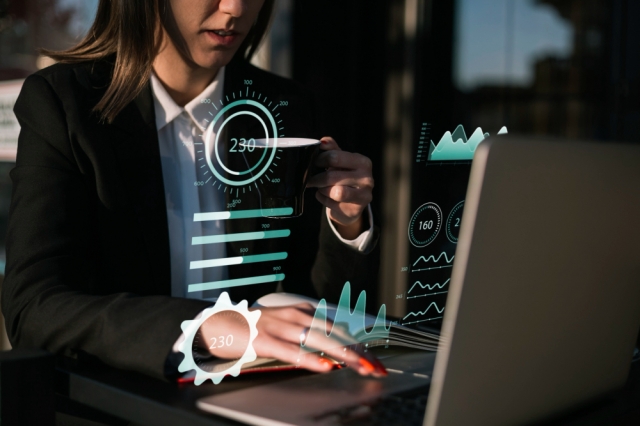 Definitive Guide To Commission Management Software: How Top Sales Organizations Automate Payouts